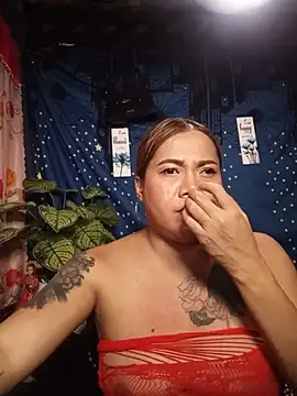 NorahMOREE live cam on StripChat
