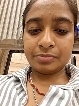 Priya_sharma89 live cam on StripChat