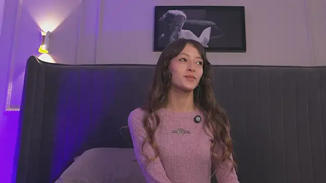 Saturn1a live cam on StripChat