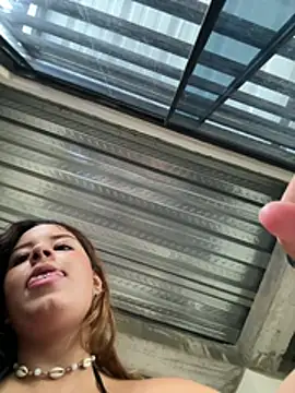 tamara_lux live cam on StripChat