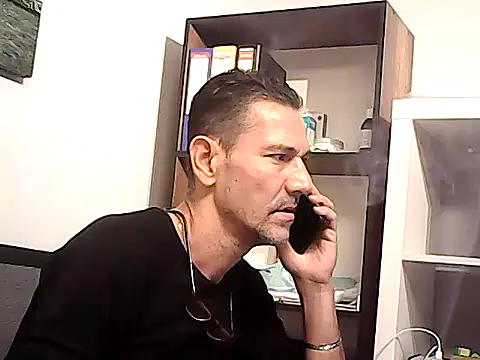 mastercharisma35 live cam on StripChat