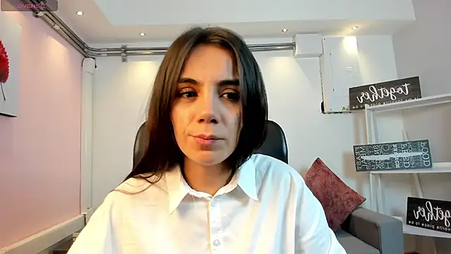 martina_mancini live cam on StripChat