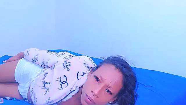 Stream-Bild von monserrath_bitch_naughty auf Stripchat