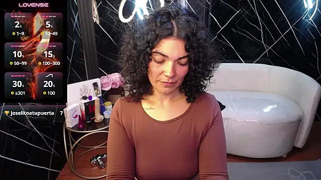 Miistik_ live cam on StripChat