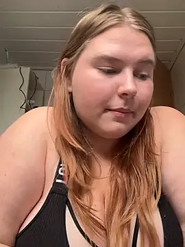 sassi_babe live cam on StripChat