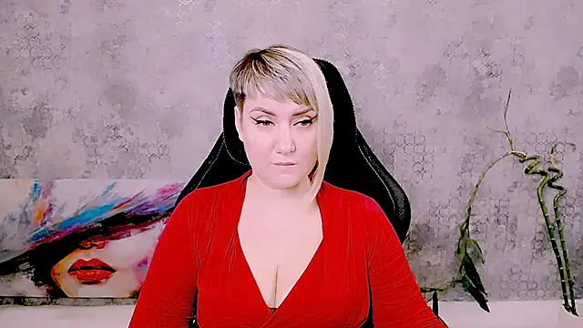 Djullia live cam on StripChat