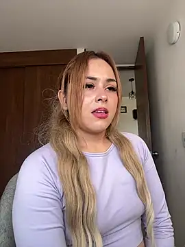 Kiki_11 webcam