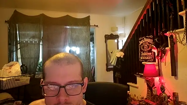 MasterDaddyCool live cam on StripChat