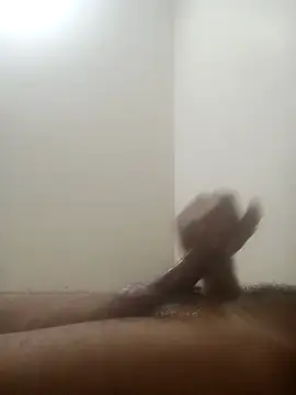 curvedbanana_69_ live cam on StripChat