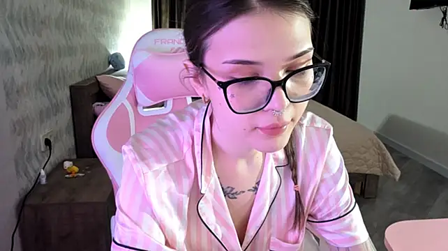 clarisavalensuela's live room