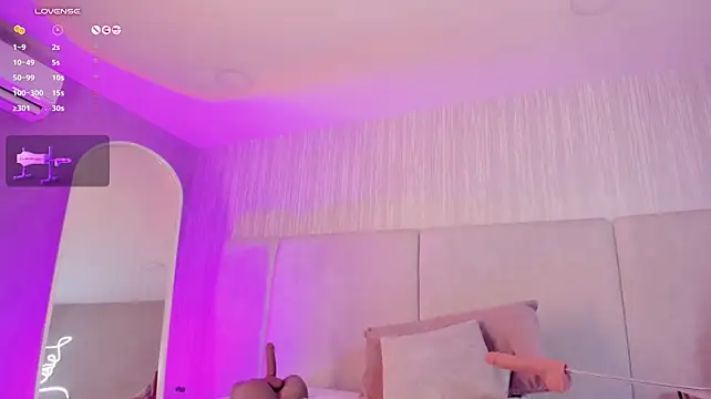 Arya-02 live cam on StripChat