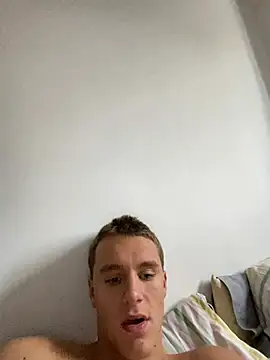 SofiaNLukaBabe live cam on StripChat