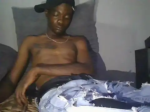 blackboylovely live cam on StripChat
