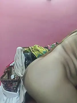 tiyamoon live cam on StripChat