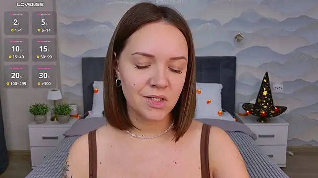 Chloe_Sapphire live cam on StripChat