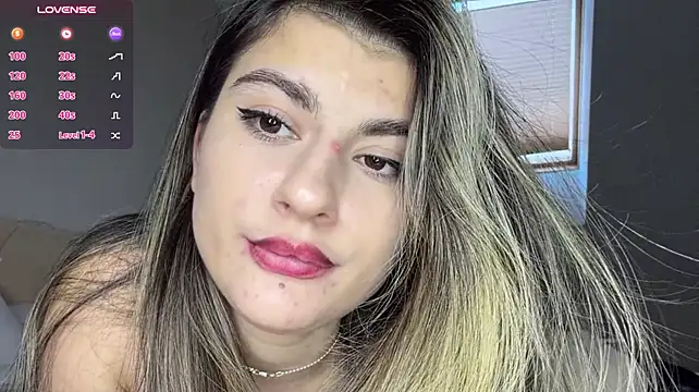 ImeldaTupa live cam on StripChat