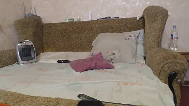 Amy_August