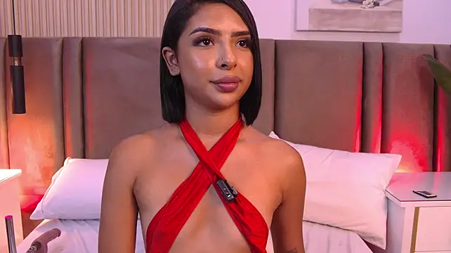 GabyJones_