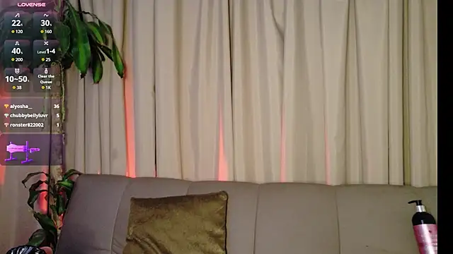 Mila_white1