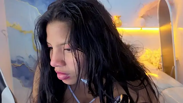 emily_smith_t live cam on StripChat