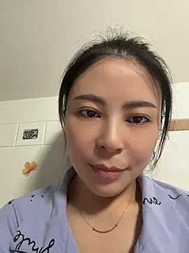 YaoYao8888 live cam on StripChat