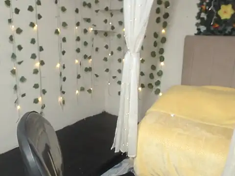 anahi_333