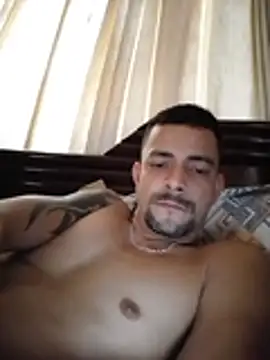 fereira2205 on Stripchat