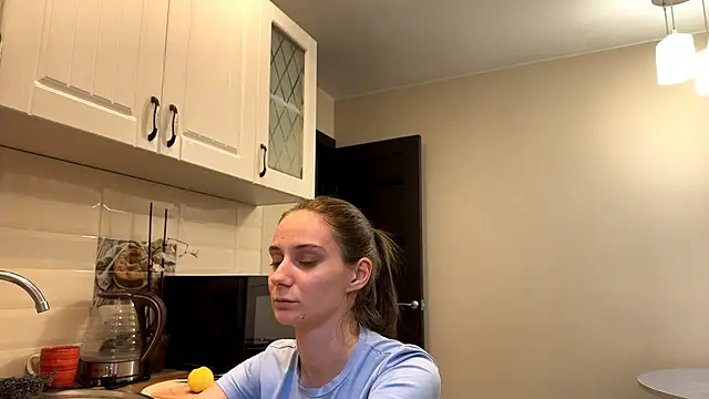 ShirleenDeming live cam on StripChat