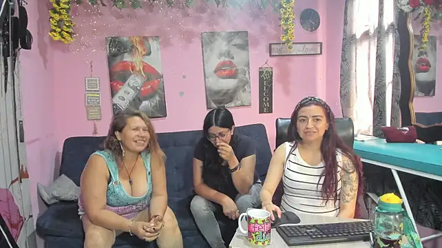 lesbiancuple (G young) - kiss for you
