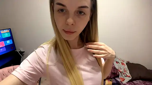DrucillaLoeppky live cam on StripChat