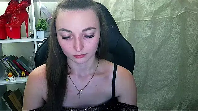 _Barbie_Kiss_ live cam on StripChat