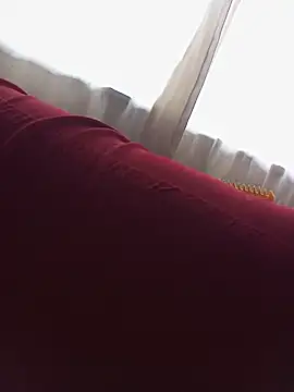 Fannyfoxfi live cam on StripChat