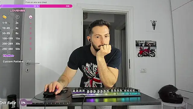 ZackFraser on Stripchat