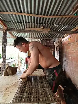 hoteder live sex cam