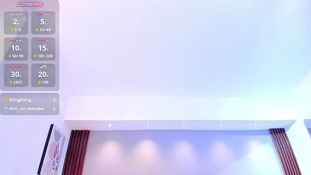 Ivaannaa_ live cam on StripChat