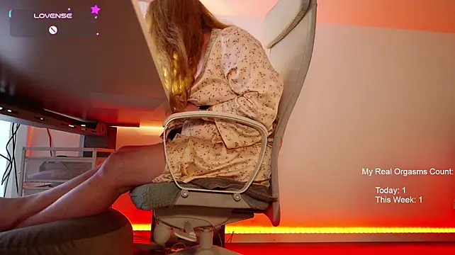 gingeralemilf (G milf) - Last Tip Gets Dildo Fuck Video in PM