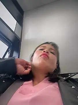 Mila_Rysky1 live cam on StripChat