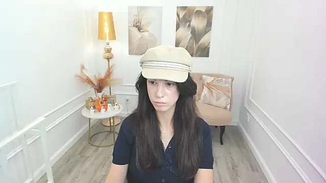 PeachMirage live cam on StripChat