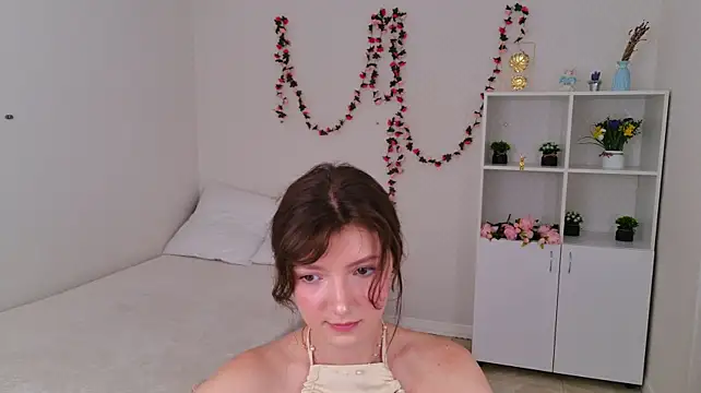 OwlEva live cam on StripChat