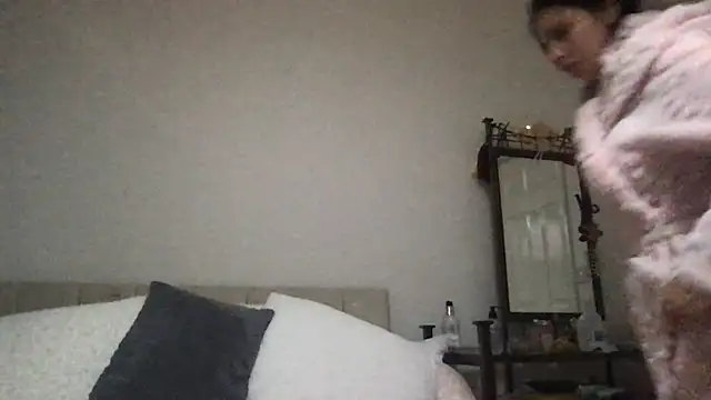 YourFavouriteSecret1 webcam