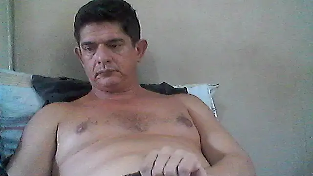 Marobronco live cam on StripChat