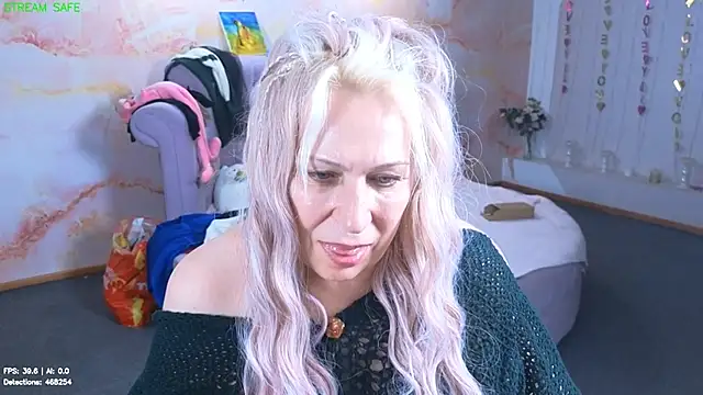 Penelope_Pinky