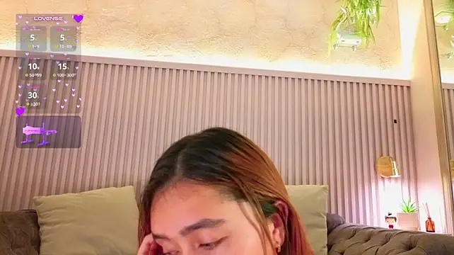 MilleyJones live cam on StripChat