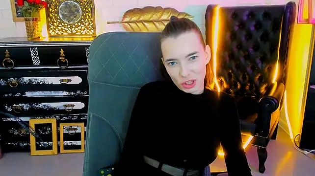 ElzaMadison