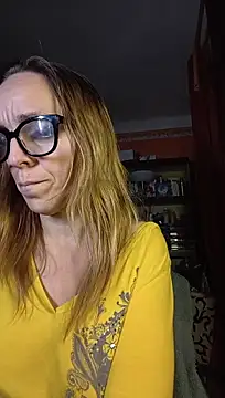 Dettybitch40