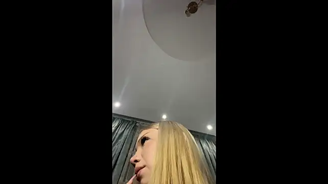 DagmarGierut live cam on StripChat