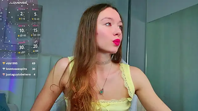 Mia_Skirttt live cam on StripChat