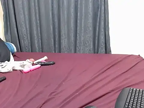 brunettenaomi1