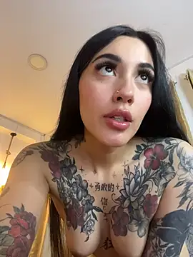 Nahial1