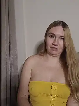 KisaVixen live cam on StripChat